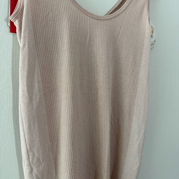 Spanx Womens Laidback Layers Pink‎ V-Neck Soft Tank Top Size Large NWT - Picture 7 of 7